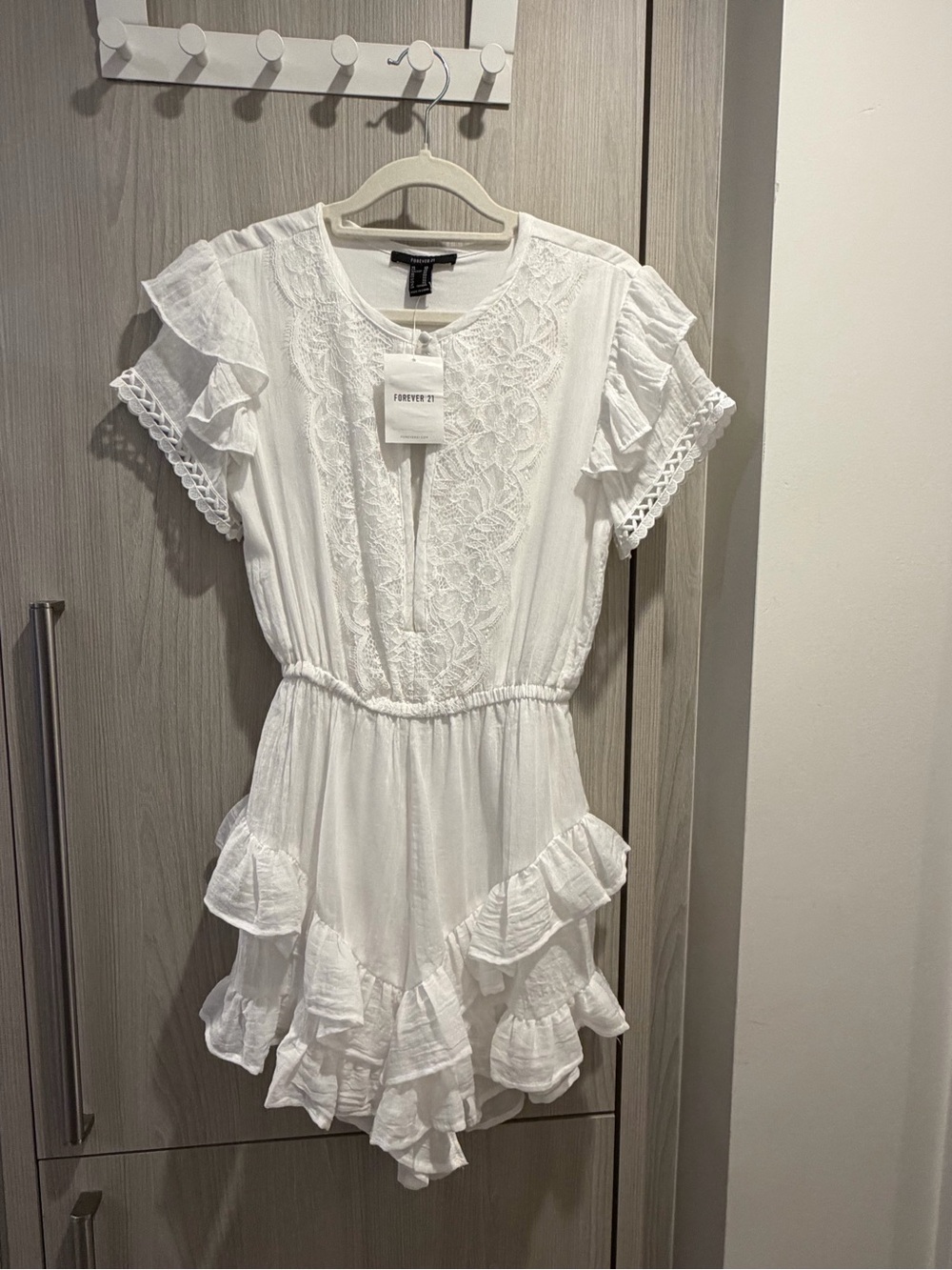 New with Tag Forever 21 White Ruffle Lace-Trim Romper Playsuit